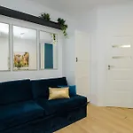 Stadion Narodowy Warszawa Unit Apartmentmini Noclegi Super Lokalizacja Przy Metro Ministudio With Private Banthroom