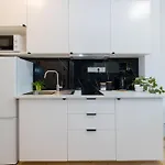 Stadion Narodowy Warszawa Unit Apartmentmini Noclegi Super Lokalizacja Przy Metro Ministudio With Private Banthroom