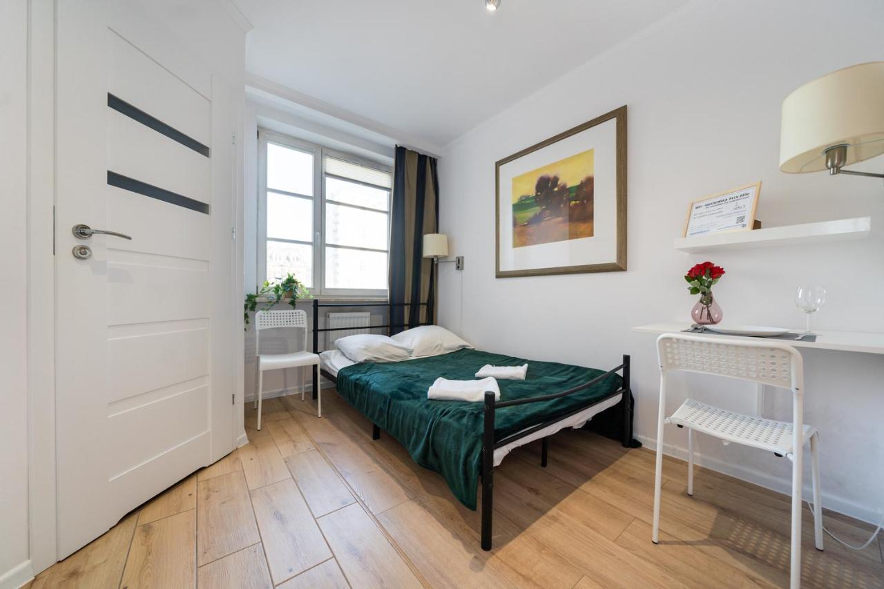 Stadion Narodowy Unit Apartmentmini Super Lokalizacja Przy Metro Ministudio With Private Banthroom Lägenhet Warszawa