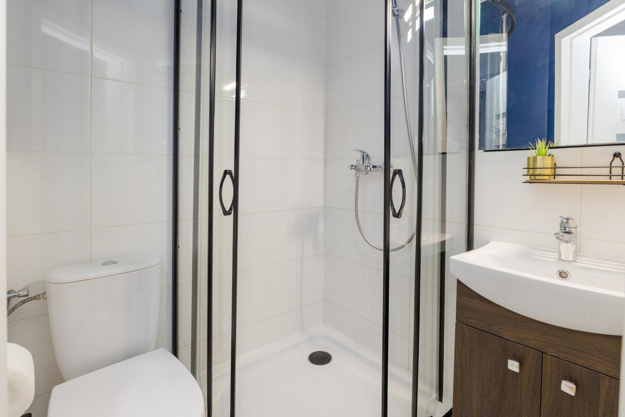 Stadion Narodowy Unit Apartmentmini Super Lokalizacja Przy Metro Ministudio With Private Banthroom